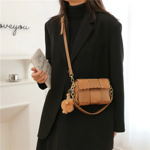 Leather Biscuit Mini - Image 3
