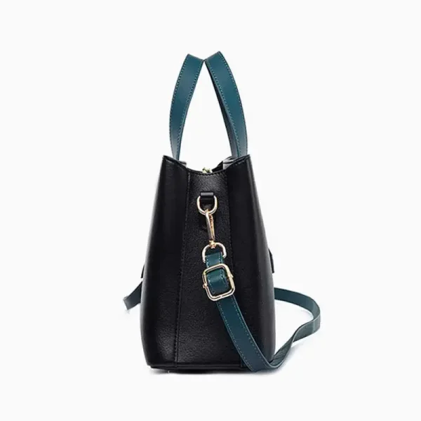 Chic Companion - Image 3